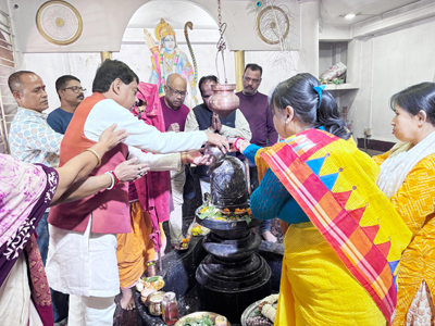 Mayor of Agartala Municipal Corporation (AMC) Dipak Majumdar offering prayers to Lord Shiva at Meher Kalibari temple in Agartala on January 10.